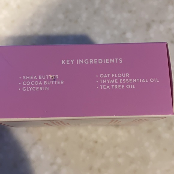 Spongelle new in box Hand Buffer - Picture 3 of 6